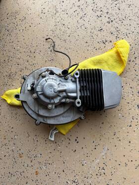 2438305 Piaggio 1974 Vespa Ciao Engine - Complete Fresh 65cc Top End