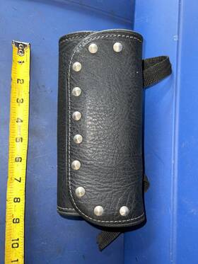 10-8934 River Road Kawasaki Vulcan 1500 Vn1500 Classic Front Fanny Bag Pouch Saddle