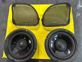 77029-06 Rockford Fosgate 2022 Harley Road Glide Front Fairing Speaker Grilles 6.5 Inch