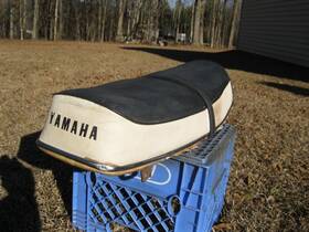 156-24730-01-00 Seat Yamaha Yds3/ym1 Assembly