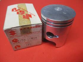 12110-25722 Suzuki Nos Oem Original Ts90 Tc90 .50 Piston