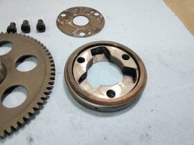 Suzuki 12600-47811 1977-1980 Gs 550 E L Complete Starter Clutch And Gears Gs550e Gs550l