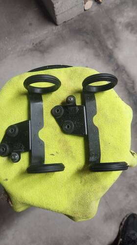 35624-29f00 Suzuki Drz400sm Headlight Fork Brackets 05-24