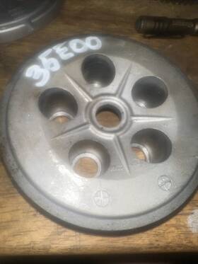 35eoo Suzuki 35e00 Clutch Basket Complete With Clutches Katana Free Shipping Read