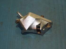 43520-24b22 Suzuki 05 S40 Ls650 Left Front Foootrest Bracket