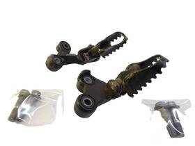 43560-14d10 Suzuki 1993 Dr350 Dr350se Foot Peg Set