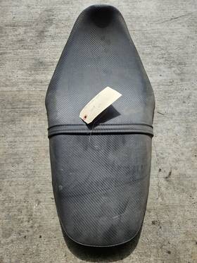 45100-26e32-p21 Suzuki 96-98 Bandit 600 Gsf600 Dual Seat Front Rear Pillion Cushion