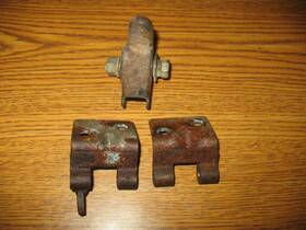45211-26001 Suzuki 1976 Ts400 Seat Latch And Hinges Ts 400 Apache