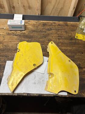 47111-05d Suzuki 1989 Rmx250 Rmx 250 Side Number Plates Left Right Plastics Rear