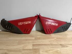47211-38210 Suzuki 47111-38200 1982 Sp250 Right Left Side Cover Fairing Oem Set