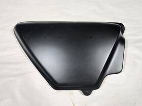 47111-47000-291 Suzuki 1977-1979 Gs550 Black Right Side Cover Cb 550