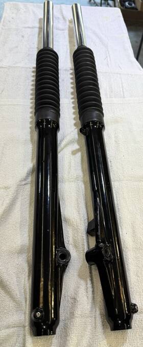51100-40201-08c Suzuki 125 Rm125 1980 Fork Forks Set Front Suspension Rebuilt Black Powder Coat