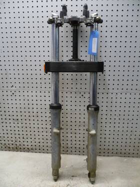 51104-49011 Suzuki 78 1978 Gs1000 Dohc Front Fork Suspension Triple Tree Oem