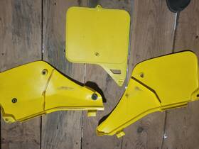 5677899 Suzuki Oem Plastics Rm125 1987 With Graphics Rm