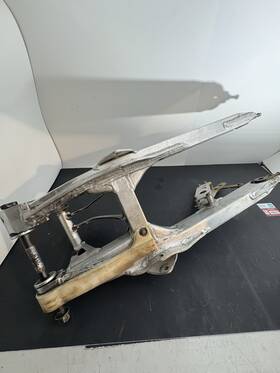 61000-14500 Suzuki 1984 Rm125 Oem Rear Swing Arm Assy./ Part#