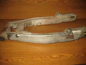61100-37870 Suzuki 1981 Dr500 Rear Swing Arm Assembly Dr 500 1981-1983