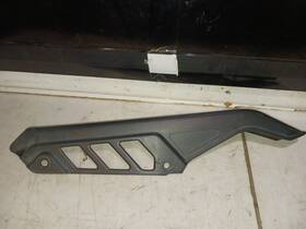 61311-01a03 Suzuki 94-24 Dr125 Dr200 Dr650 Swing Arm Chain Case Gaurd Upper Oem