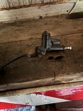 6743256 Suzuki 1985 Gv 1200 Hydraulic Clutch Handle And Assembly