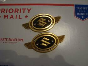 68111-18100 Suzuki T90 T125 T200 T250 T350 T 500 Tc90 Ts90 Tc305 Tc125 Emblem Gas Tank Nos