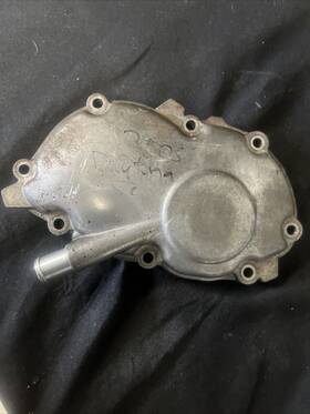 T1261189 Triumph 2002-2004 02 03 04 Daytona 600 Engine Breather Cover Oem