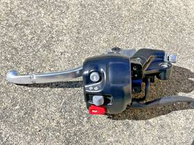 T2046002 Triumph 2018 Bonneville Clutch Lever Dimmer Horn Turn Signal Info Assembly