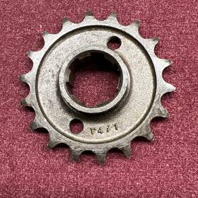 T471 Triumph Oem Pre Unit Gear Box Sprocket Chain 18t