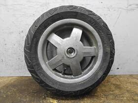 56365r Vespa 2007 Lx50 150 4t 2v Rear Wheel Tire