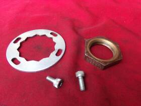 7547209 Victory Vegas V92 Front Drive Pulley Nut 2003 13k Oem Nice