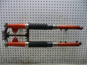 124-23136-00-81 Yamaha 63-71 Yg1 Yg1t Front Fork Suspension Triple Tree Assy Oem