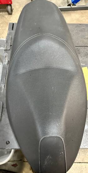 1dk-f4730-01-00 Yamaha 2015 Smax Double Seat