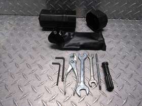 1tp-28173-00-00 Yamaha 2014-2016 Bolt Xvs95 R Spec Oem Tool Box And Kit 1