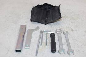 1wd-f8100-00-00 Yamaha 15-21 Yzf R3 Oem Stock Tools Tool Bag Kit Set