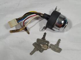 214-82508-20 Yamaha 1968-1969 Dt1 Ignition Key Switch 1969 Ct1