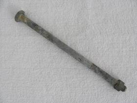 234-22141-00 Yamaha 1969 100 L5-t Trailmaster Rear Swing Arm Pivot Shaft - Oem #234-22141-00