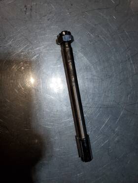 246-25181-00-00 Yamaha 1974 Rd200 Front Wheel Axle