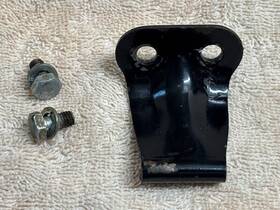 278-24728-00 Yamaha Seat Bracket Gt80 And Other Models