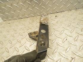 2a6-22318-00-00 Yamaha 1980 Mx 175 Oem Chain Guard Assembly