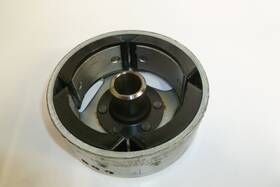 2f5-81350-20-00 Yamaha 1980 Dt100 Magneto Flywheel Dt 100 G H Mx 5b