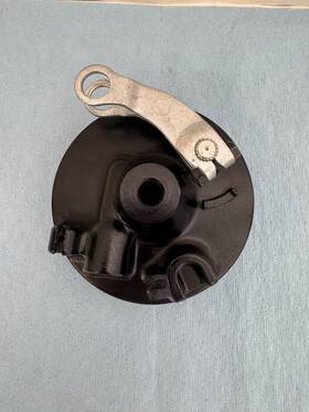2sa-25121-00-98 Yamaha Oem Pw50 Front Wheel Drum Brake Plate Shoe 2017 - 2026 Pw 50
