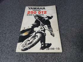 311-28199-10 Yamaha Vintage Factory Riders Manual 1973 Enduro 250 Dt2