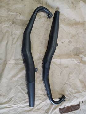 31w-14721 Yamaha 1985 Oem Rz350 Exhaust Pipes 85 Rz 350 California Chambers 1984