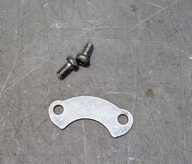 353-17471-00-00 Yamaha Gt80 Gt1 Gtmx Transmission Bearing Retainer Plate Cover