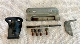 353-24726-00-00 Yamaha Gt80 Mx80 Gtmx Rd60 Dt80 Gt1 Oem Seat Hinge Pin Stopper Bracket Hardware