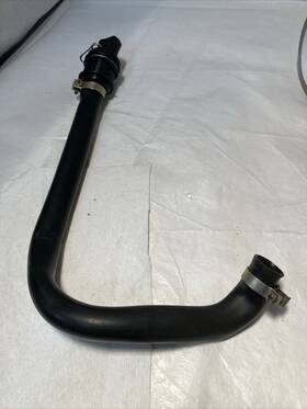 363-21752-01-00 Yamaha 363-21753-01-00 Mx250/360 Sc500 Oil Tank Filler Tube Assy. P/n Used