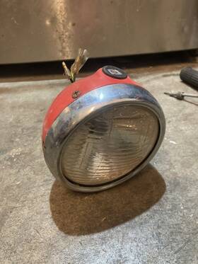 393-84130-61-66 Yamaha 1984 Qt50 Yamahopper Front Headlight Assembly