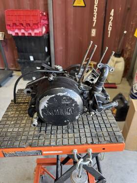 39k-15121-00-00 Yamaha 1984 Yz80 Oem Motor Engine Crankcase