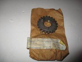 Yz125-yz100-yz100j Yamaha 3r31716102-00 Nos 1980s Motorcycle 6th Pinion Gear 3r3-1716102-00 -yz125-yz100-yz100j