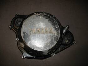 3r4-15431-02-00 Yamaha 1981 It465 Right Engine Clutch Cover Has Scrape It 465