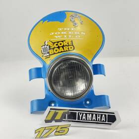 3r8-84110-61-00 Yamaha 1980 1981 It 175 Hesdiight Bessel Headlight Shroud Oem