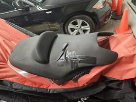 Assy4b5-24730-00-00 Yamaha 4b5-24730-00-00 Tmax500/xp500 Double Seat